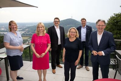 Wiebke Esdar, Marja-Liisa Völlers, Svenja Schulze und Achim Post, Stefan Schwartze und Jürgen Berghahn