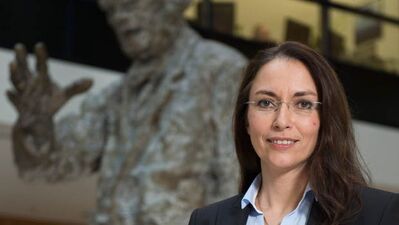 Yasmin Fahimi: Mindestlohn hat sich bewährt (Foto: Marco Urban / SPD)
